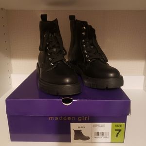 Madden Girl combat boots size 7 (New)